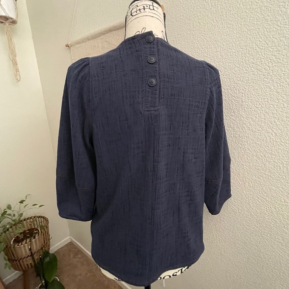 Anthropologie Navy blouse with Balloon sleeves - Picture 4 of 5